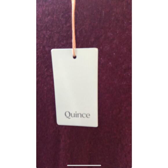 New! Quince Luxe Baby Cashmere Crew Neck Deep Burgundy Sz XS MSRP $200 #69 - Picture 3 of 5